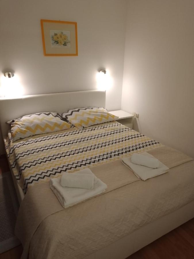 Apartman Lean พูลา ภายนอก รูปภาพ