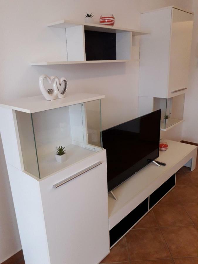 Apartman Lean พูลา ภายนอก รูปภาพ